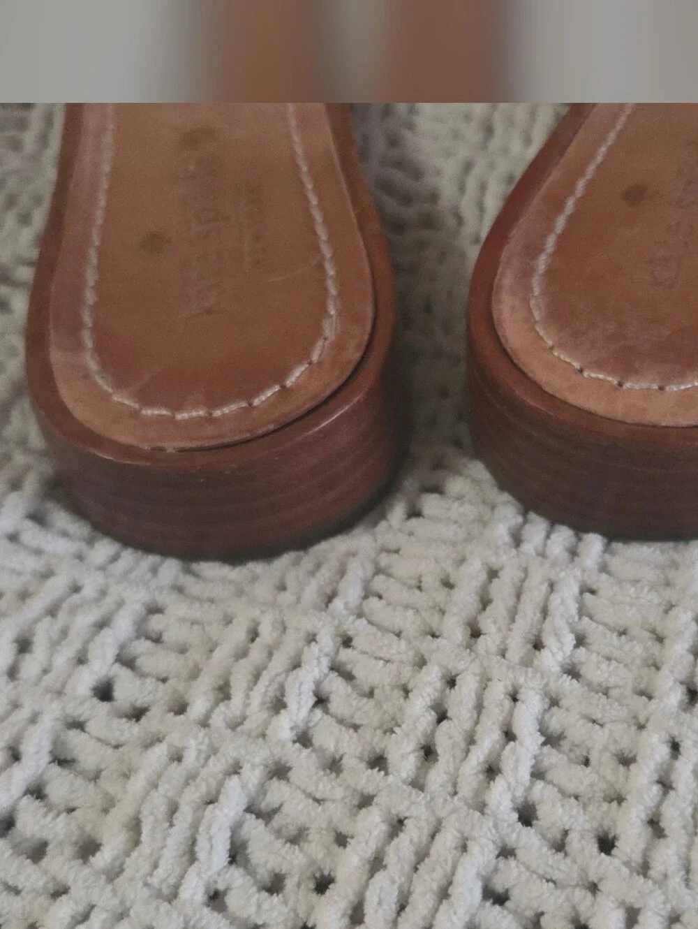 Kate Spade New York White Leather Sandals Size 8.5